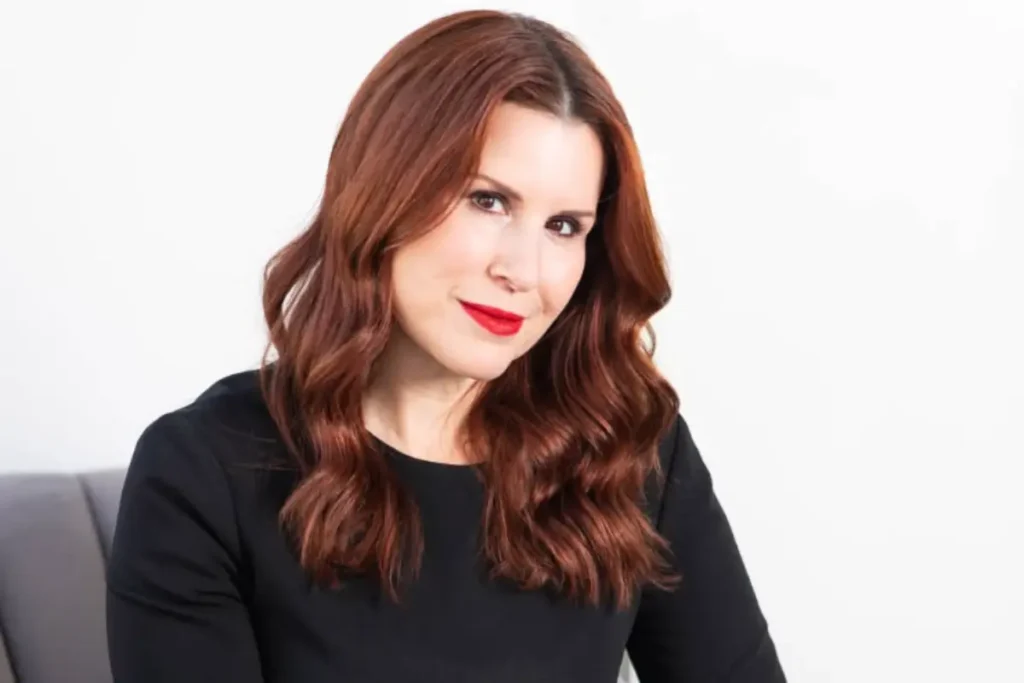 Aliza Licht Serialises Unfinished ’90s Fashion Novel on Substack Before It Is Complete Aliza Licht, founder of Leave Your Mark and former DKNY PR Girl, releases unfinished fashion novel Off the Record on Substack in 2026